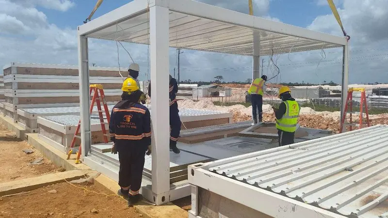 Pre-plumbed modular ablution block for camp utilities